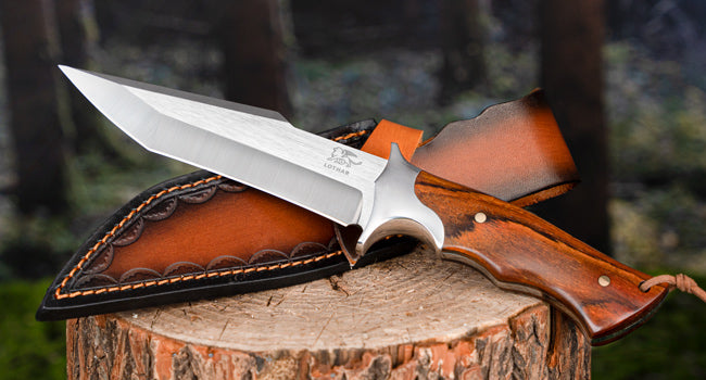 LOTHAR MOOSE Fixed Blade Hunting Knife, 5.3 Inch Sharp D2 Blade Bowie Knife with Leather Sheath, Rosewood Handle, Perfect Helper for Hunting, Camping or Bushcraft