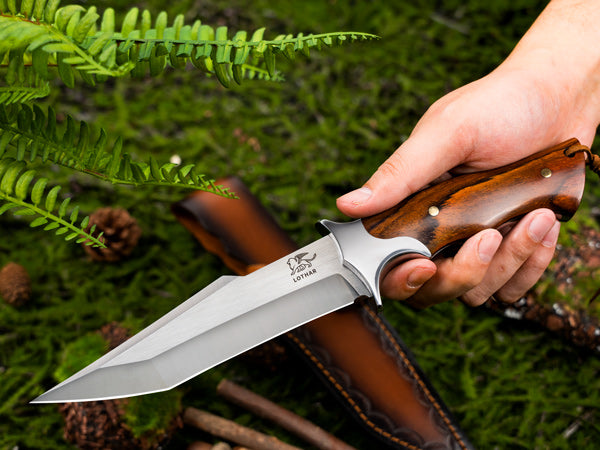 LOTHAR MOOSE Fixed Blade Hunting Knife, 5.3 Inch Sharp D2 Blade Bowie Knife with Leather Sheath, Rosewood Handle, Perfect Helper for Hunting, Camping or Bushcraft