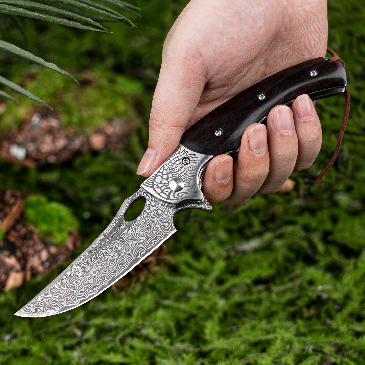 LOTHAR Damast-Taschenmesser für Herren, 8,03" VG10 Klappmesser mit Retro-Lederscheide, Sandelholzgriff, klassischer Kropf, Lanyard-Loch, EDC-Messerjubiläen, Weihnachten, elegante Geschenke für Herren